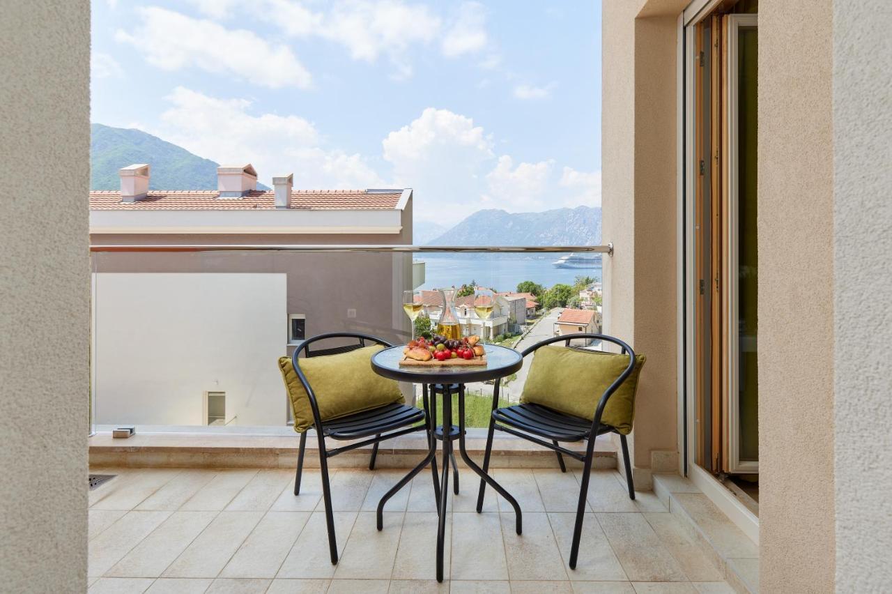 M&M&M Apartments Kotor Exterior photo